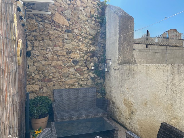 2 Bed, 1 Bath, HouseFor Sale, Autignac, Herault, Languedoc-Roussillon, 34480