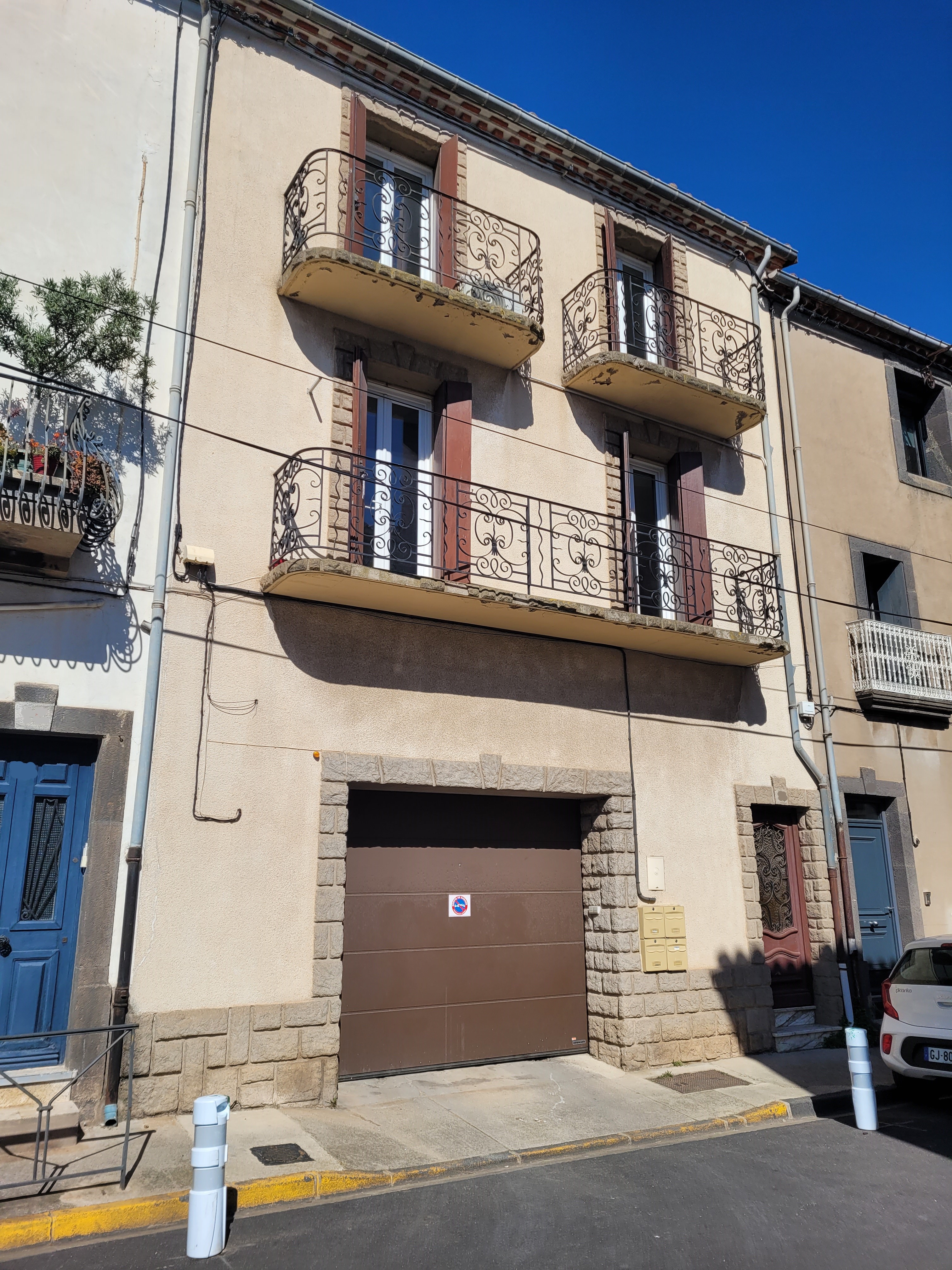 5 Bed, 2 Bath, HouseFor Sale, Agde, Herault, Languedoc-Roussillon, 34300
