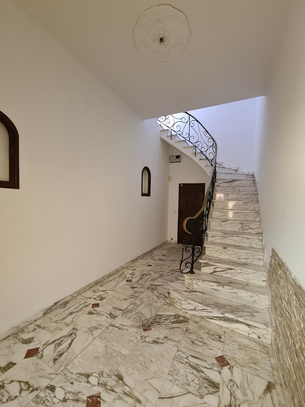 5 Bed, 2 Bath, HouseFor Sale, Agde, Herault, Languedoc-Roussillon, 34300