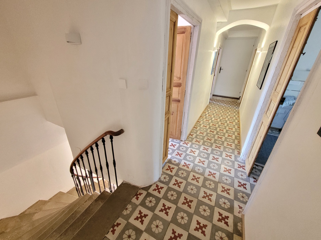 7 Bed, 4 Bath, HouseFor Sale, Faugeres, Herault, Languedoc-Roussillon, 34600