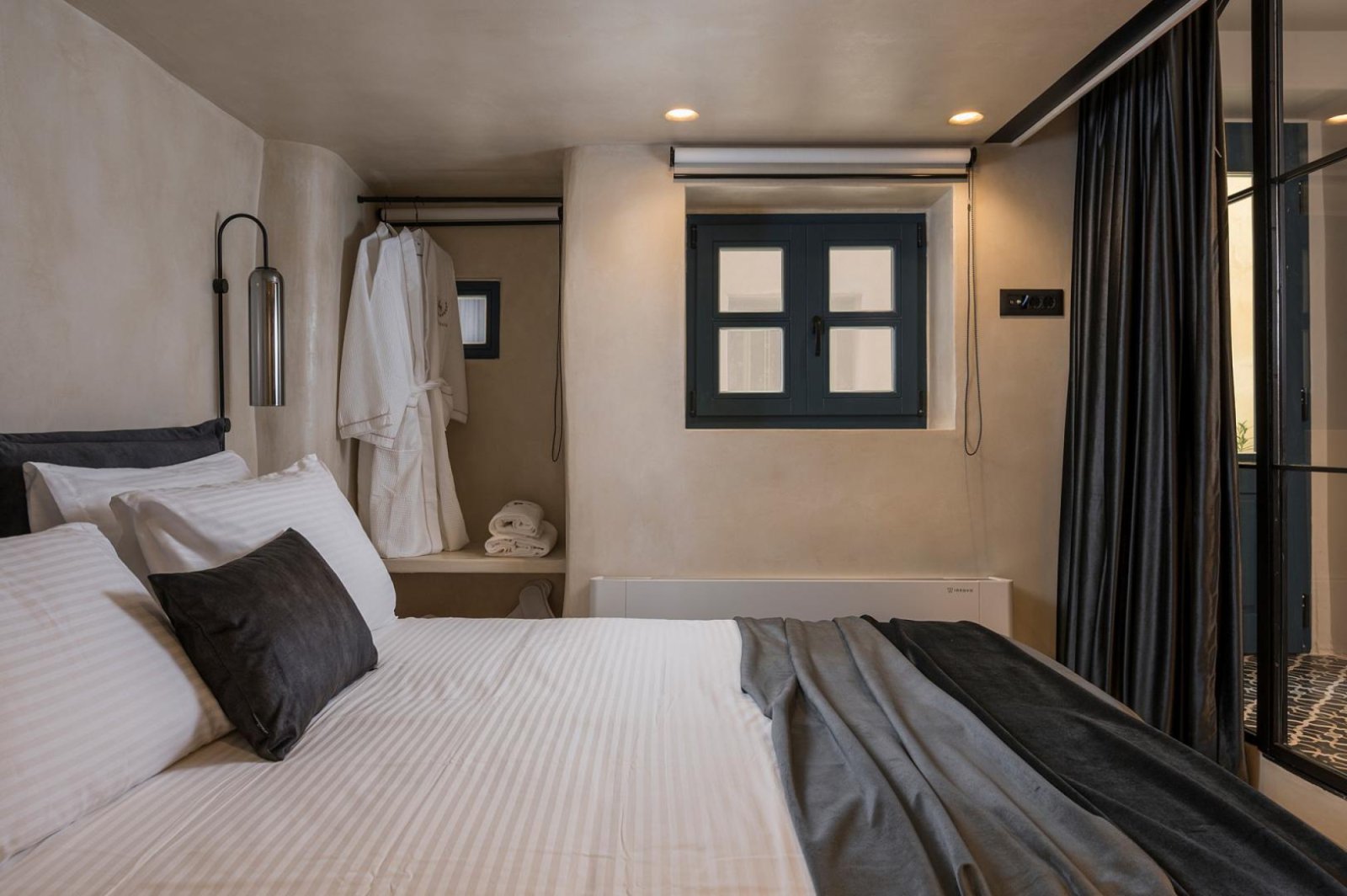 Commercial Property, For Sale