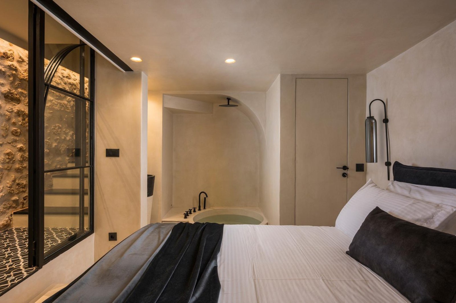 Commercial Property, For Sale