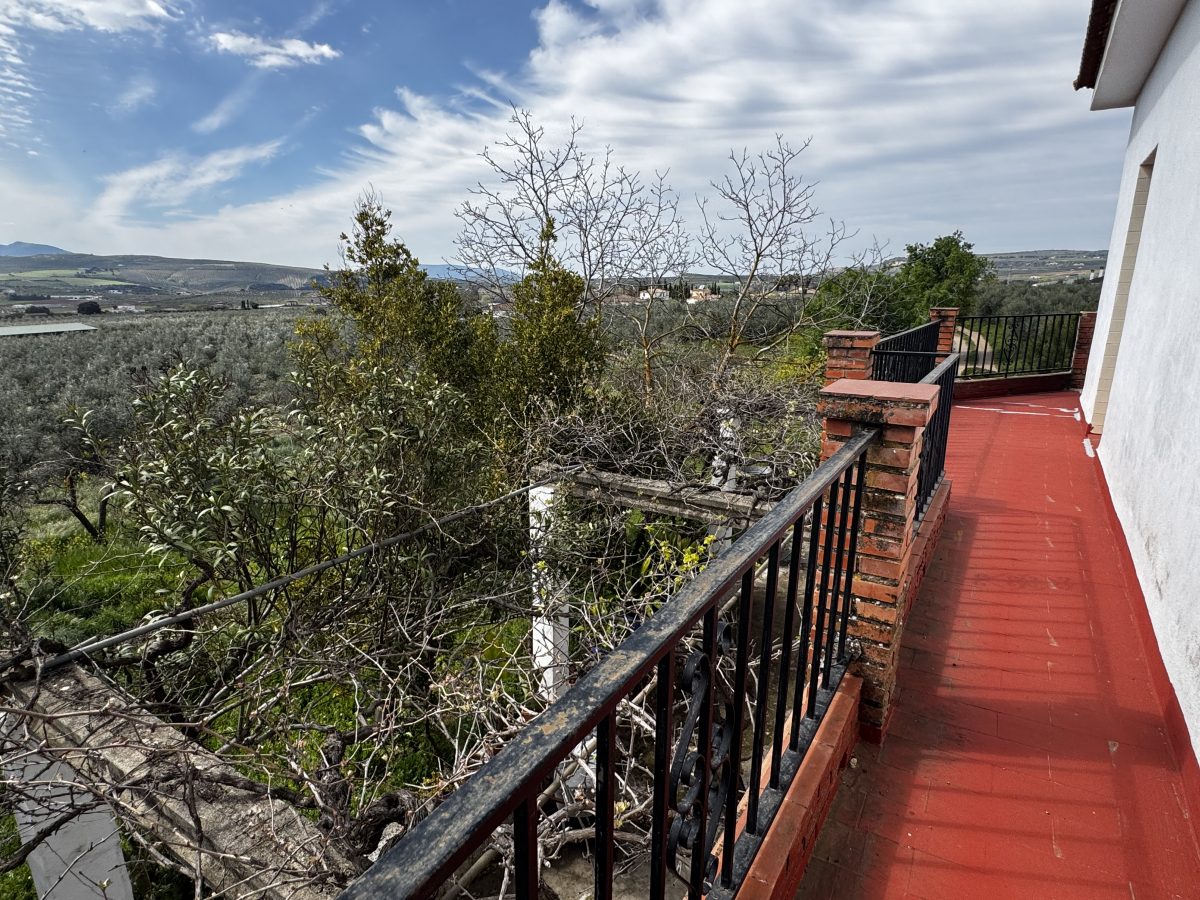 8 Bed, 2 Bath, HouseFor Sale, Setenil de Las Bodegas, Andalucia