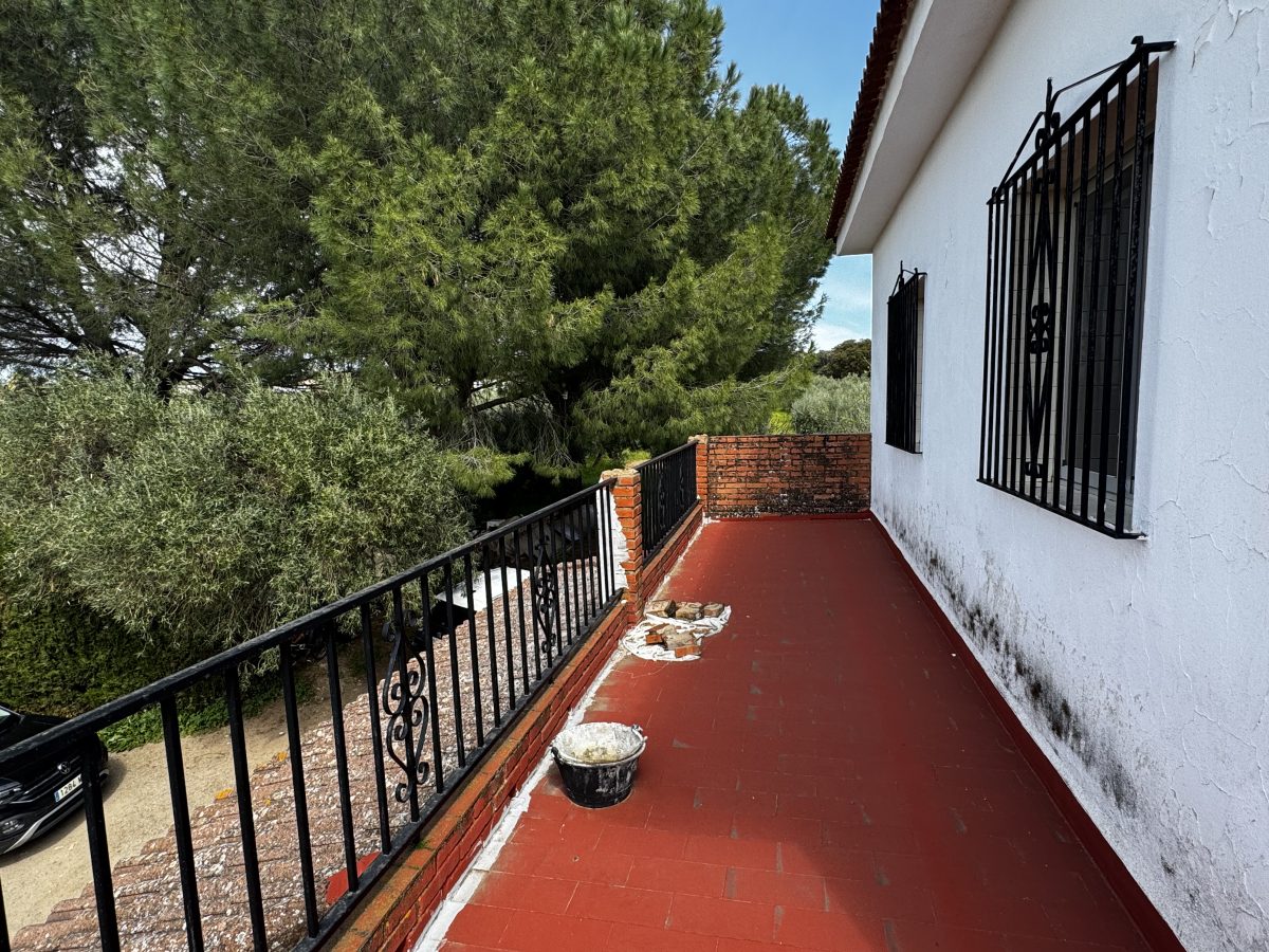 8 Bed, 2 Bath, HouseFor Sale, Setenil de Las Bodegas, Andalucia