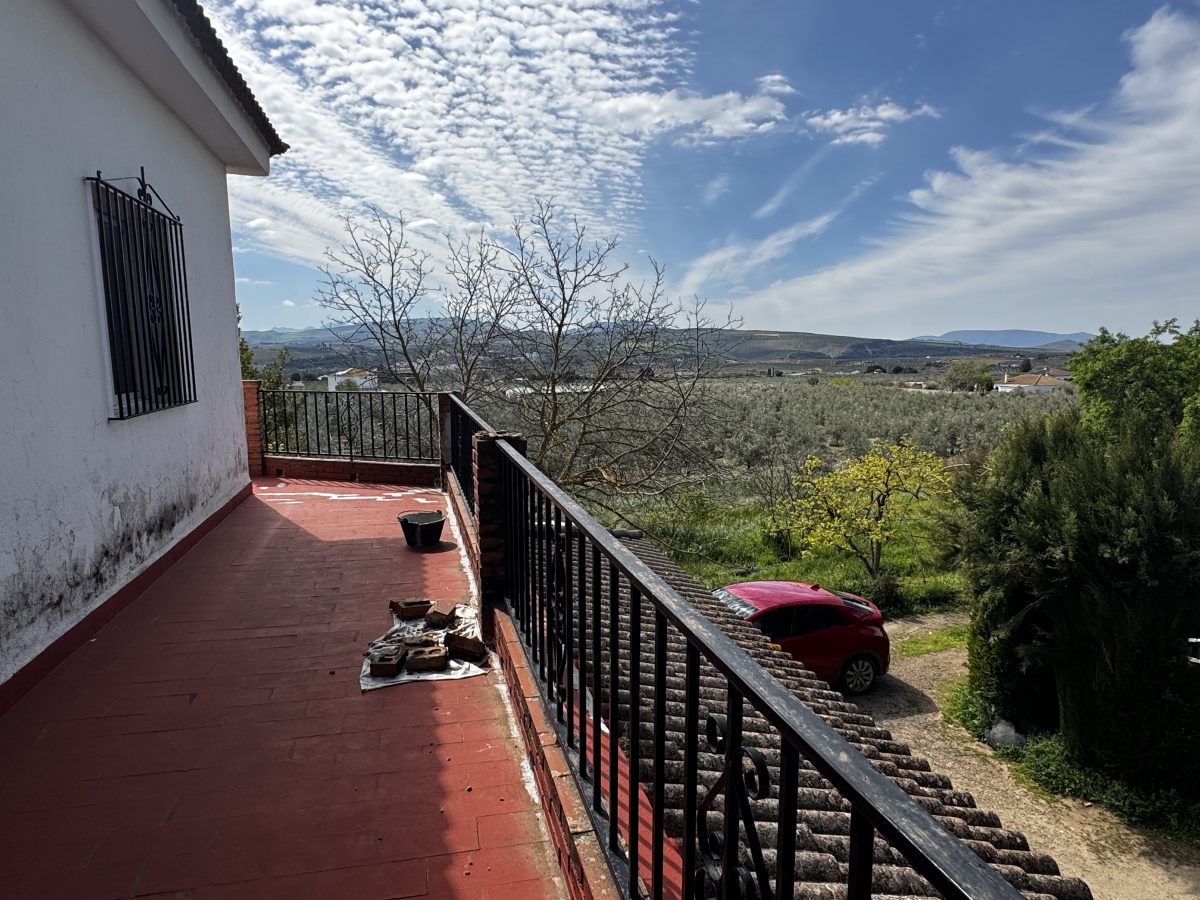 8 Bed, 2 Bath, HouseFor Sale, Setenil de Las Bodegas, Andalucia