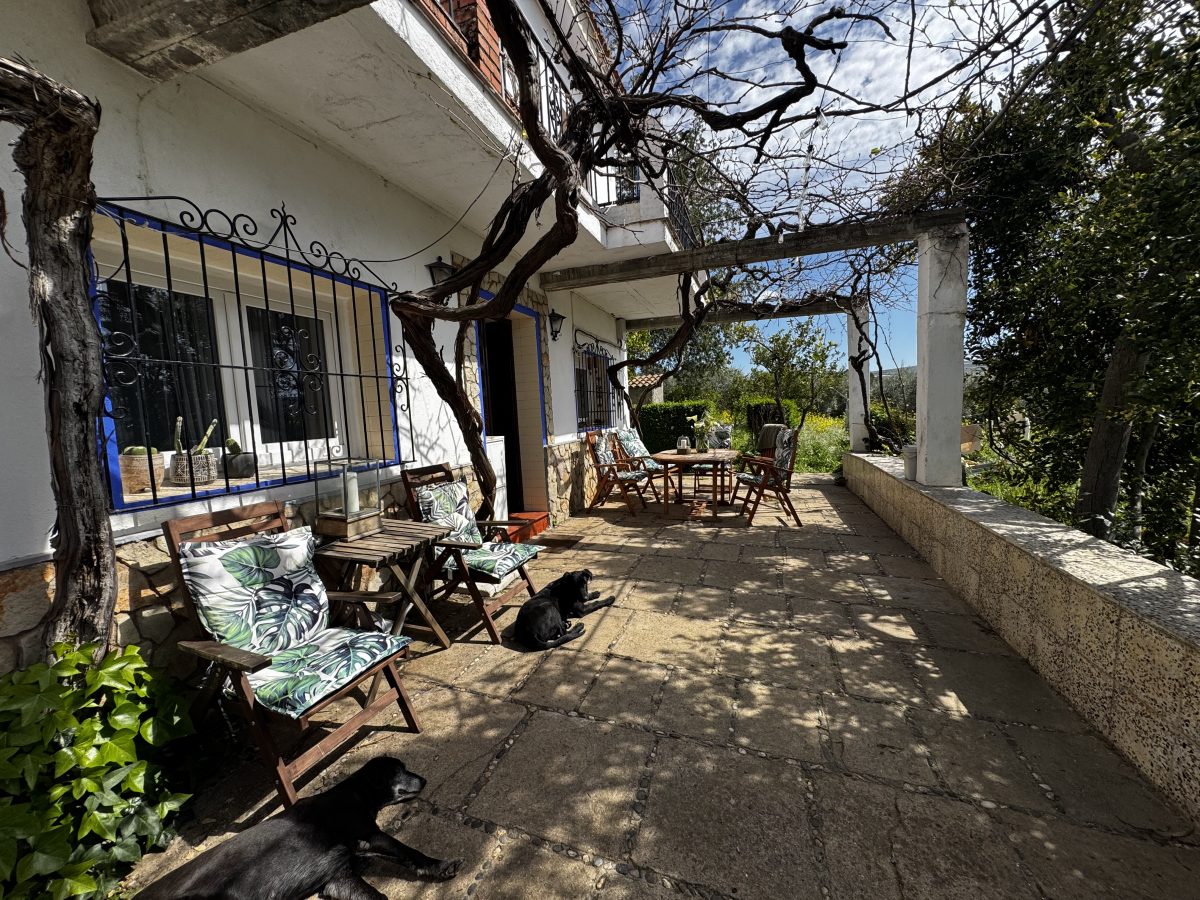 8 Bed, 2 Bath, HouseFor Sale, Setenil de Las Bodegas, Andalucia