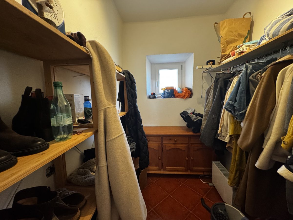 8 Bed, 2 Bath, HouseFor Sale, Setenil de Las Bodegas, Andalucia