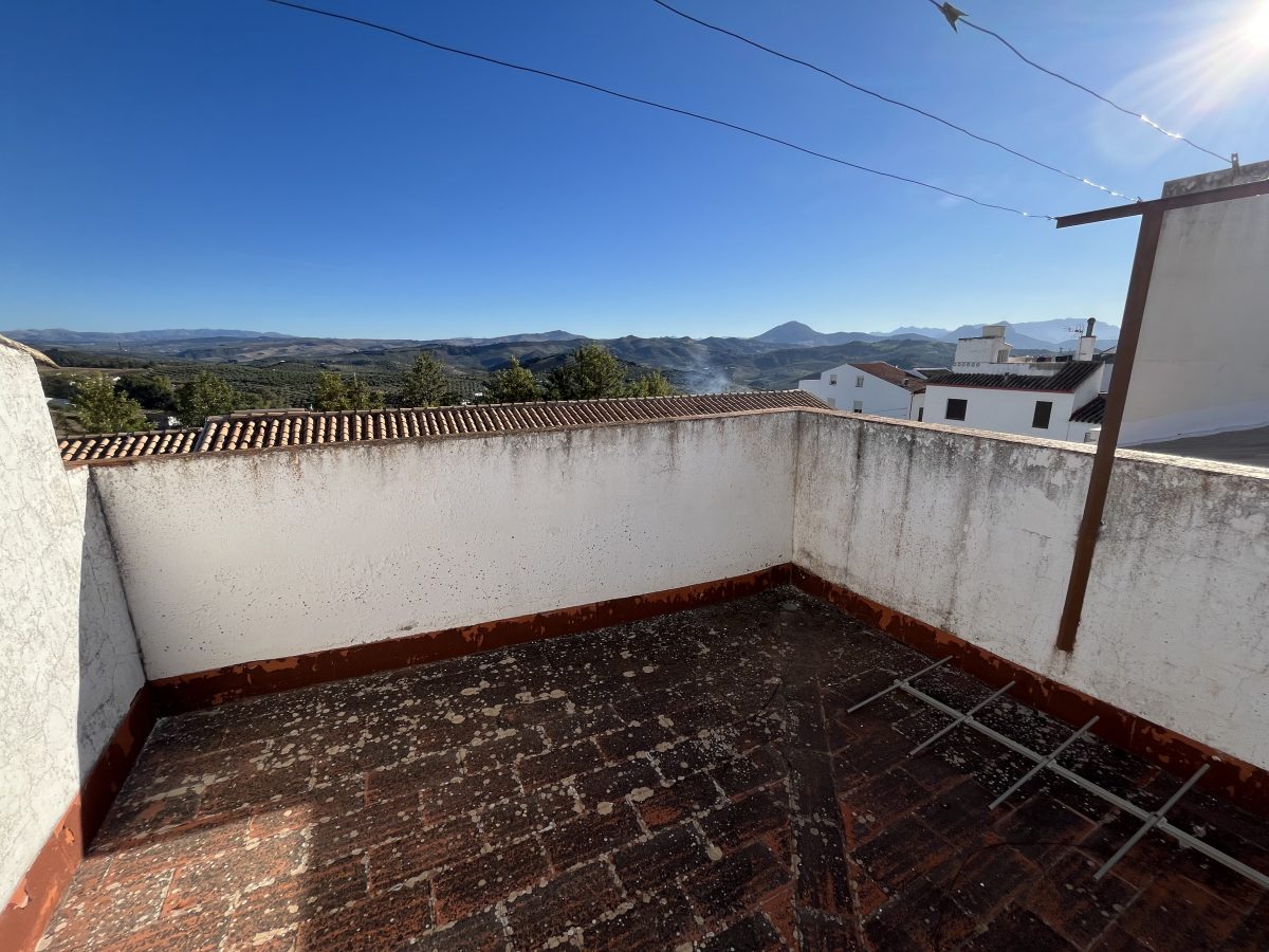 2 Bed, 1 Bath, HouseFor Sale, Olvera, Andalucia