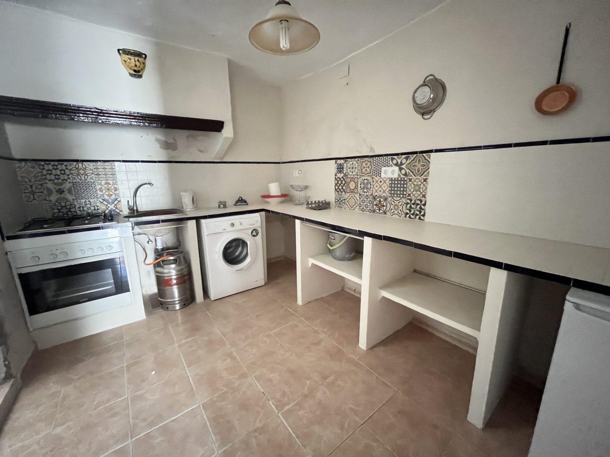 2 Bed, 1 Bath, HouseFor Sale, Olvera, Andalucia