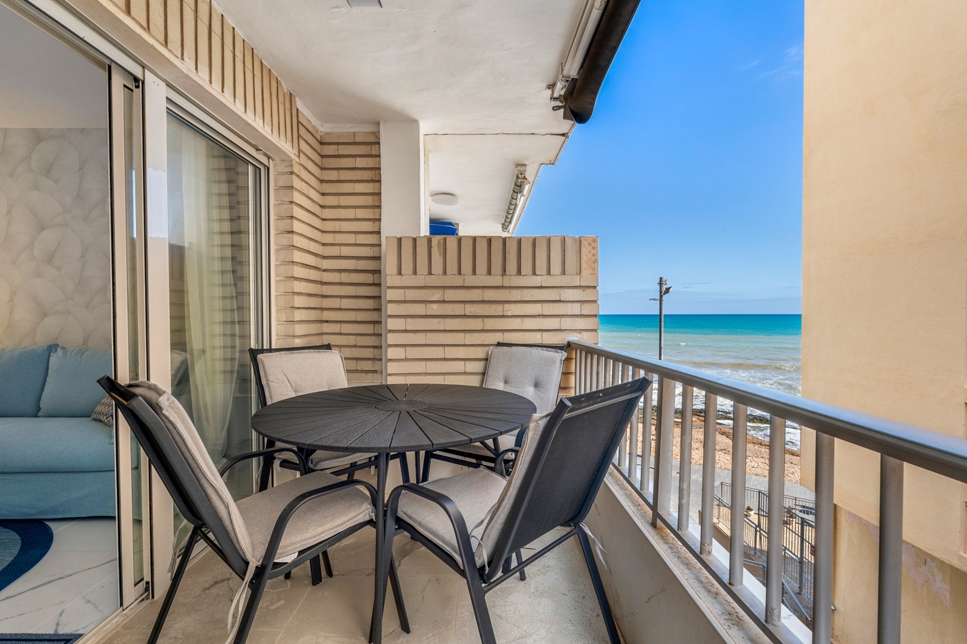 3 Bed, 2 Bath, ApartmentFor Sale, Torrevieja, Alicante