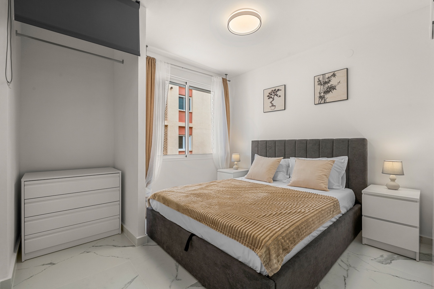 3 Bed, 2 Bath, ApartmentFor Sale, Torrevieja, Alicante