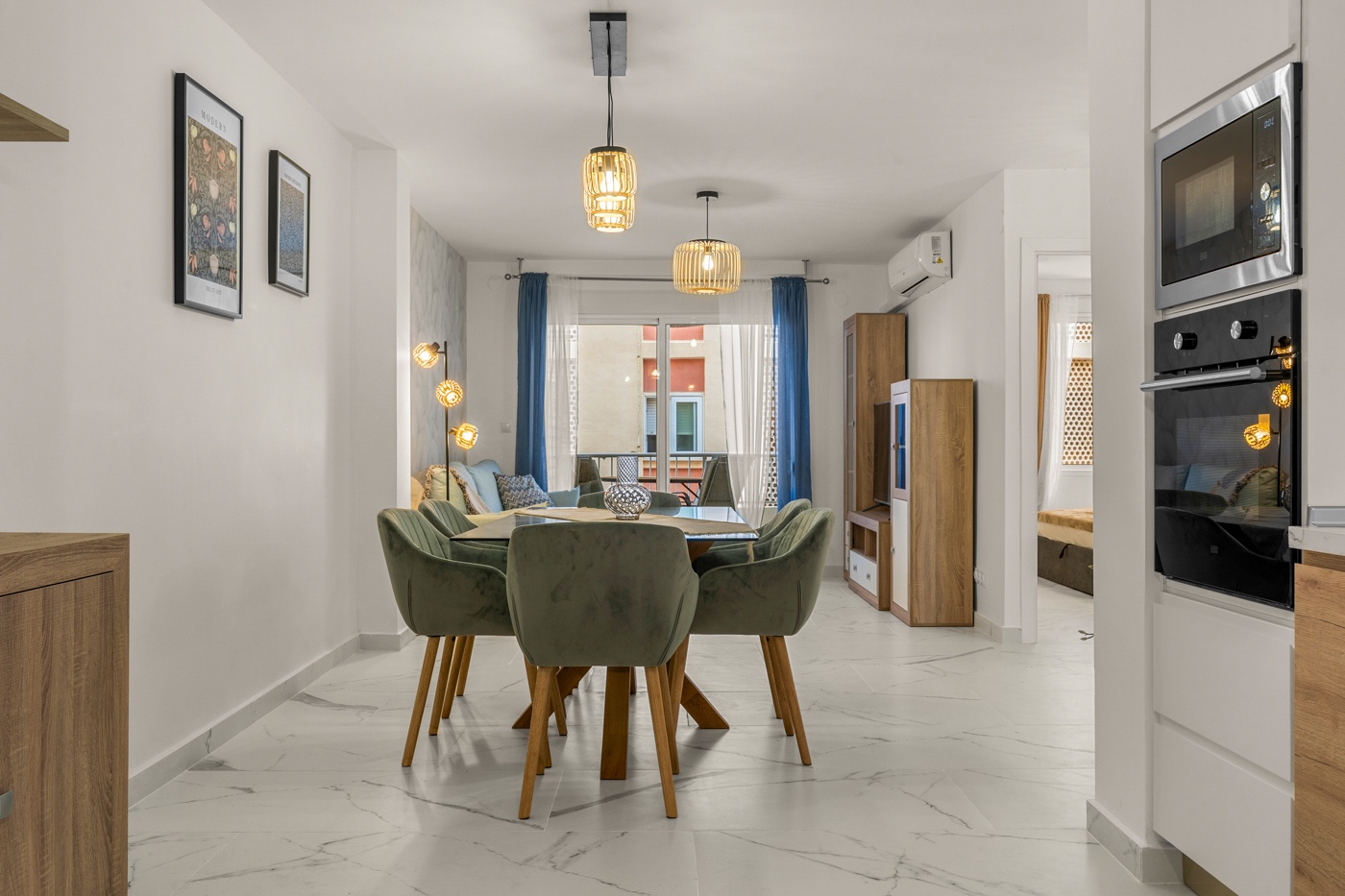 3 Bed, 2 Bath, ApartmentFor Sale, Torrevieja, Alicante