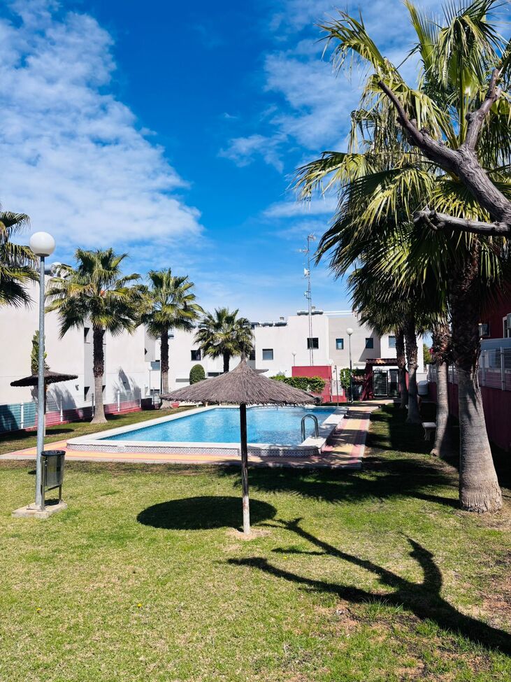 2 Bed, 2 Bath, ApartmentFor Sale, Los Altos - Dream Hills, Alicante