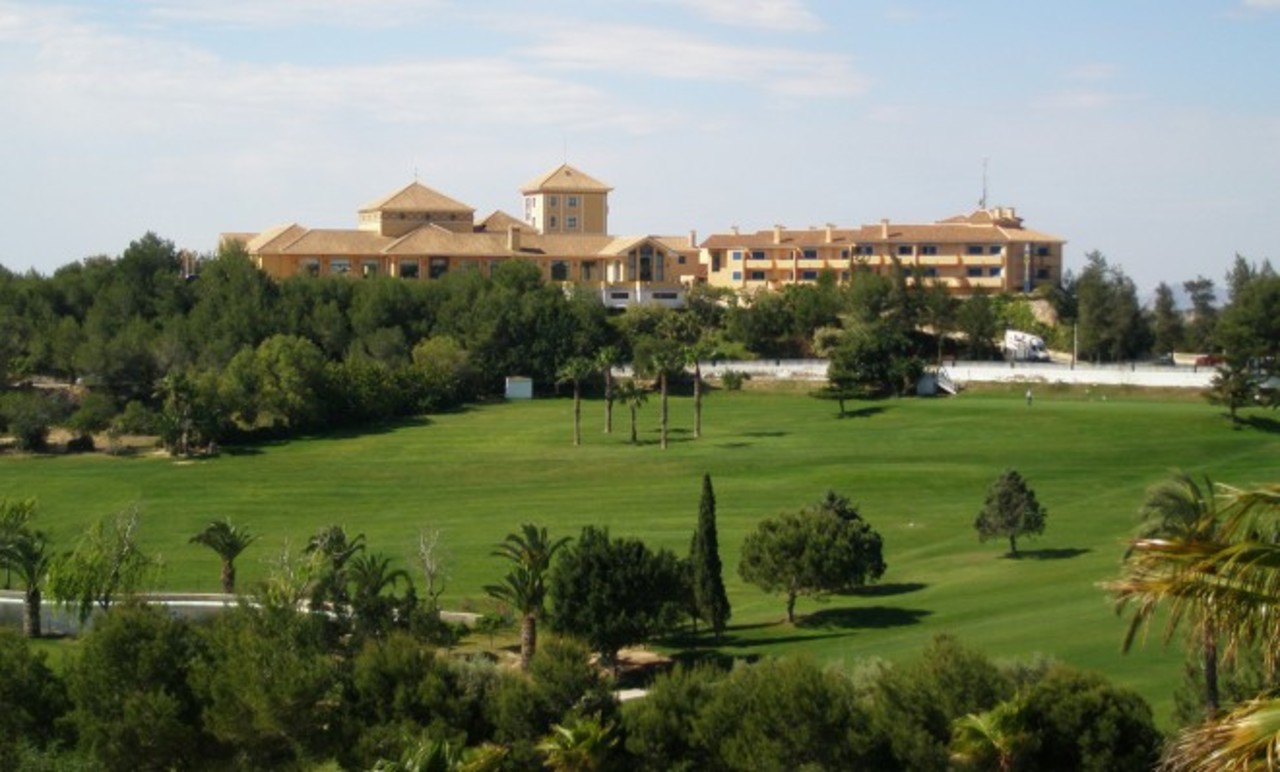 2 Bed, 2 Bath, ApartmentFor Sale, Campoamor R-5, Alicante 2 Bed, 2 Bath, ApartmentFor Sale, Campoamor R-5, Alicante
