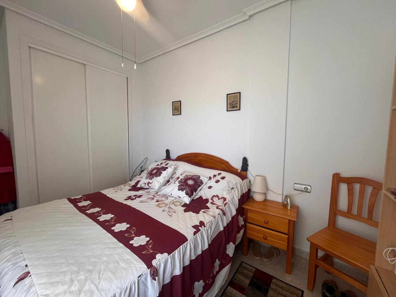 2 Bed, 1 Bath, ApartmentFor Sale, Almoradi, Alicante