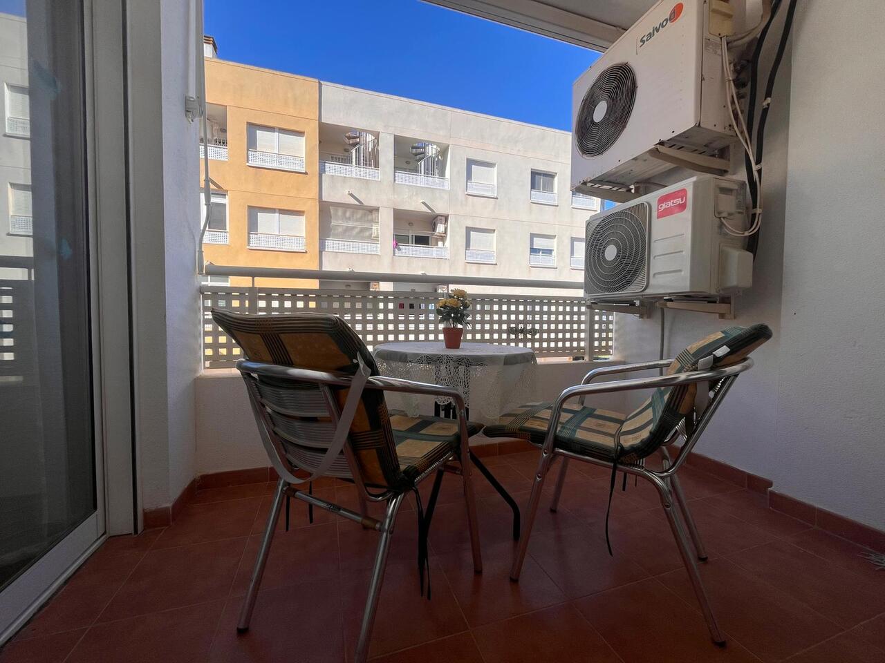 2 Bed, 1 Bath, ApartmentFor Sale, Almoradi, Alicante