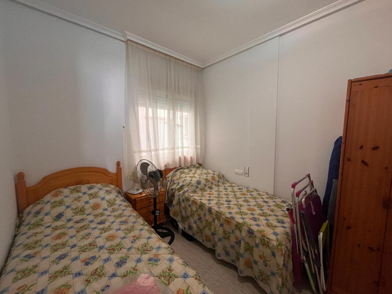 2 Bed, 1 Bath, ApartmentFor Sale, Almoradi, Alicante