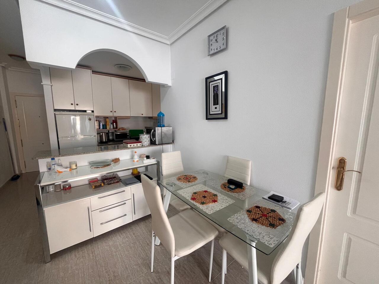 2 Bed, 1 Bath, ApartmentFor Sale, Almoradi, Alicante