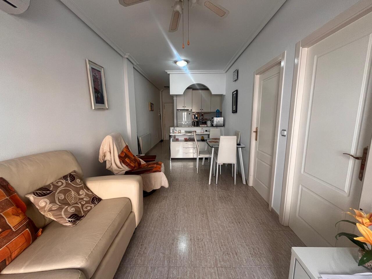 2 Bed, 1 Bath, ApartmentFor Sale, Almoradi, Alicante