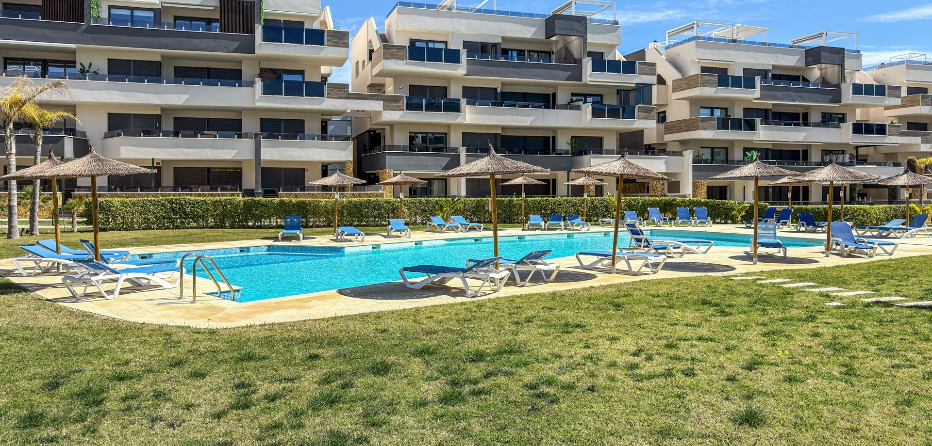 3 Bed, 2 Bath, ApartmentFor Sale, Orihuela Costa, Alicante