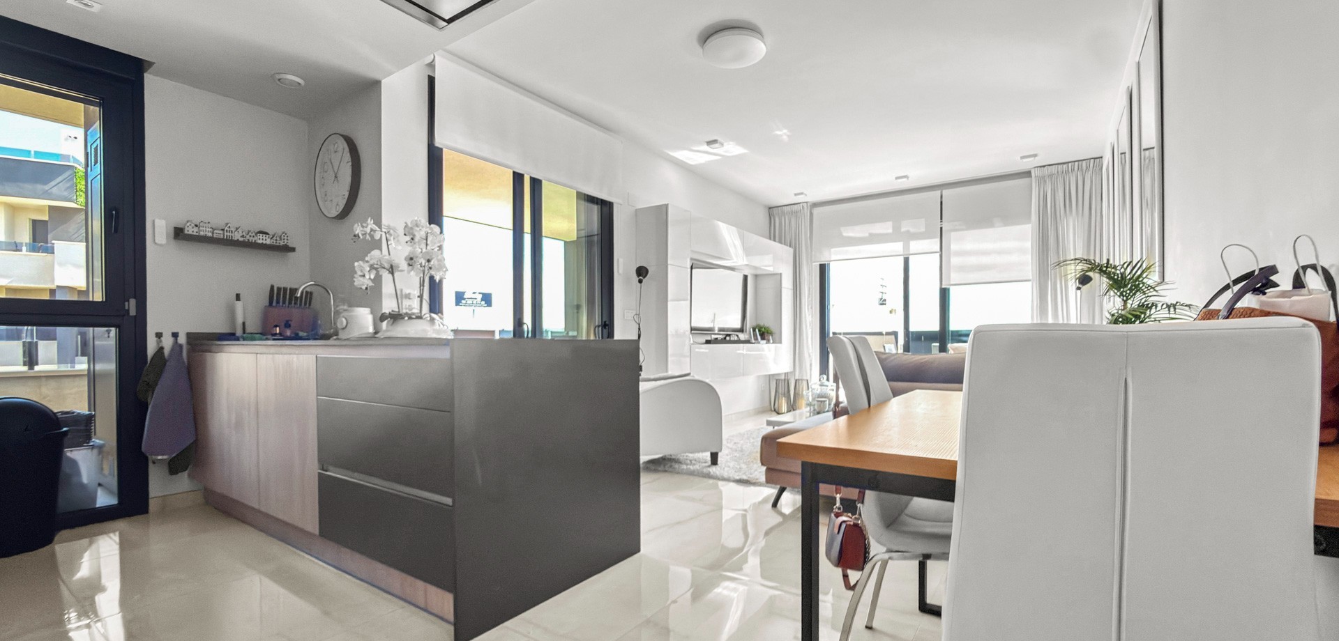 3 Bed, 2 Bath, ApartmentFor Sale, Orihuela Costa, Alicante