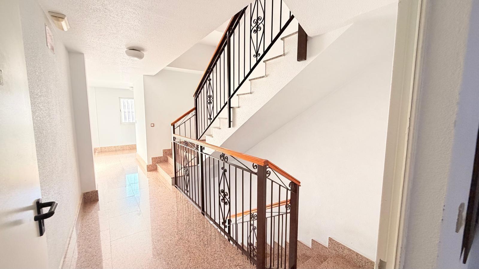 3 Bed, 1 Bath, ApartmentFor Sale, Los Alcazares, Murcia