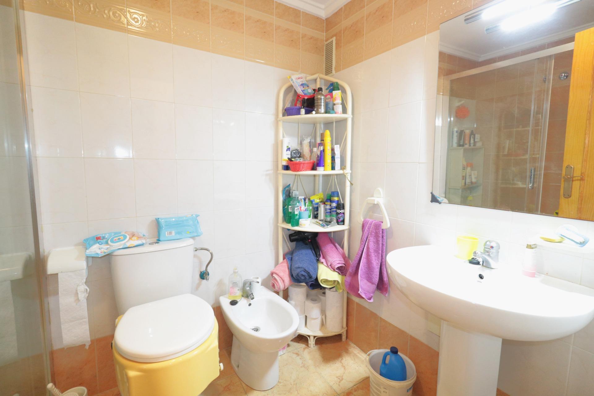 2 Bed, 1 Bath, HouseFor Sale, Torrevieja, Alicante