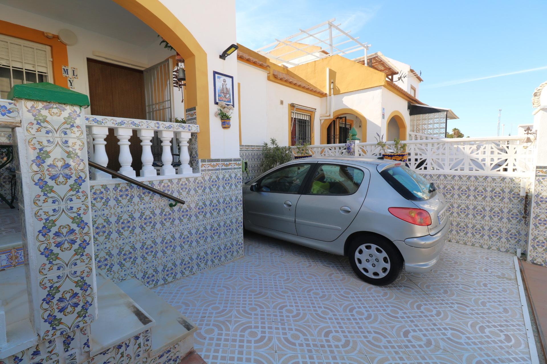 2 Bed, 1 Bath, HouseFor Sale, Torrevieja, Alicante