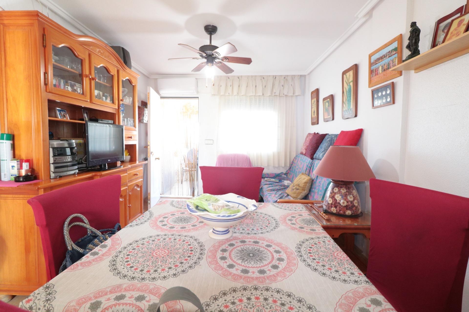 2 Bed, 1 Bath, HouseFor Sale, Torrevieja, Alicante