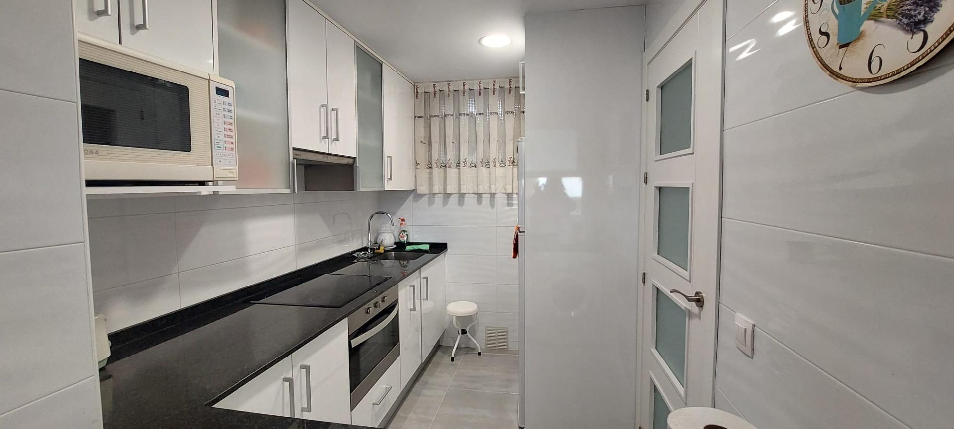 1 Bed, 1 Bath, ApartmentFor Sale, Benidorm, Alicante