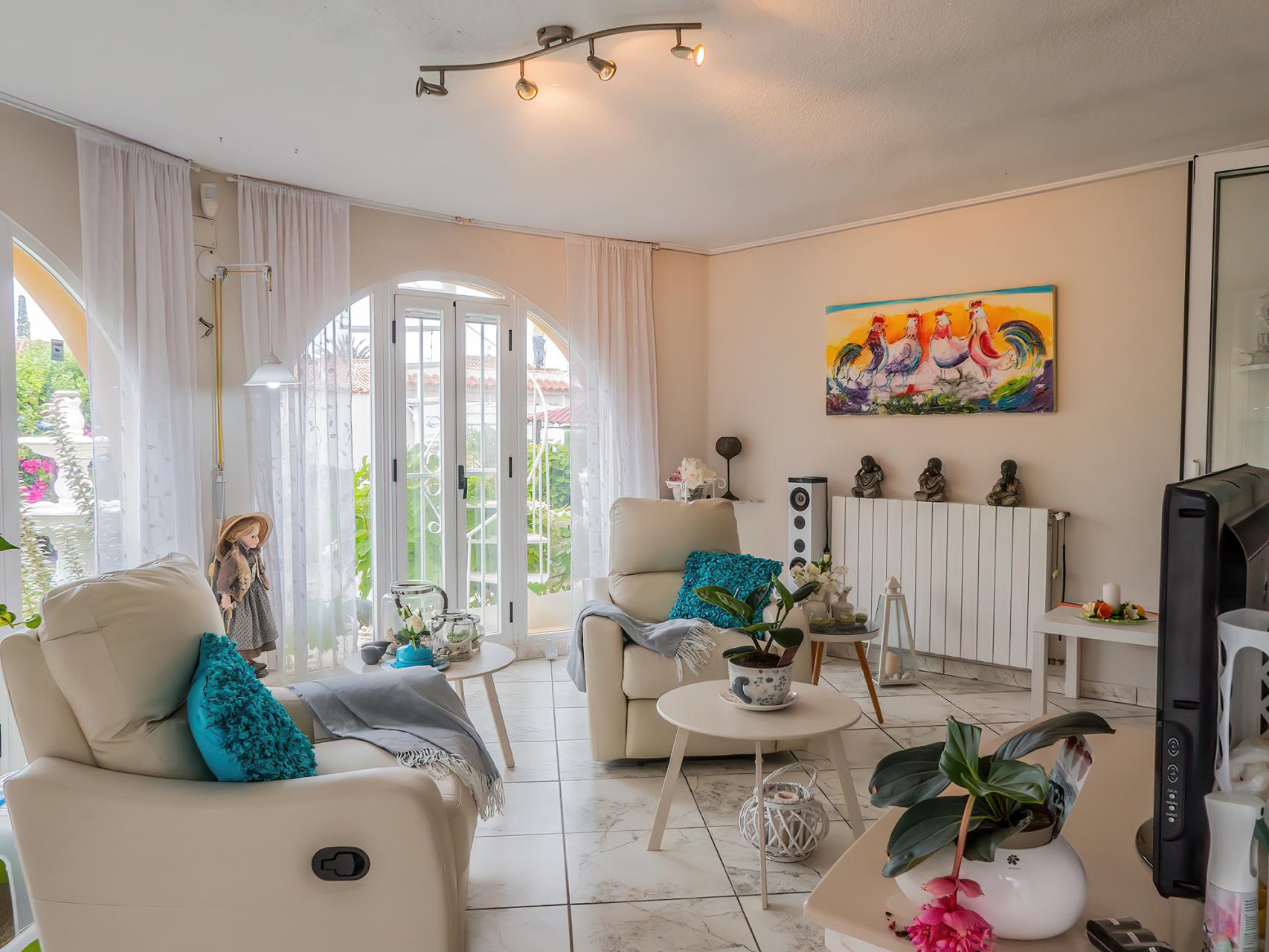 3 Bed, 3 Bath, HouseFor Sale, Torrevieja, Alicante