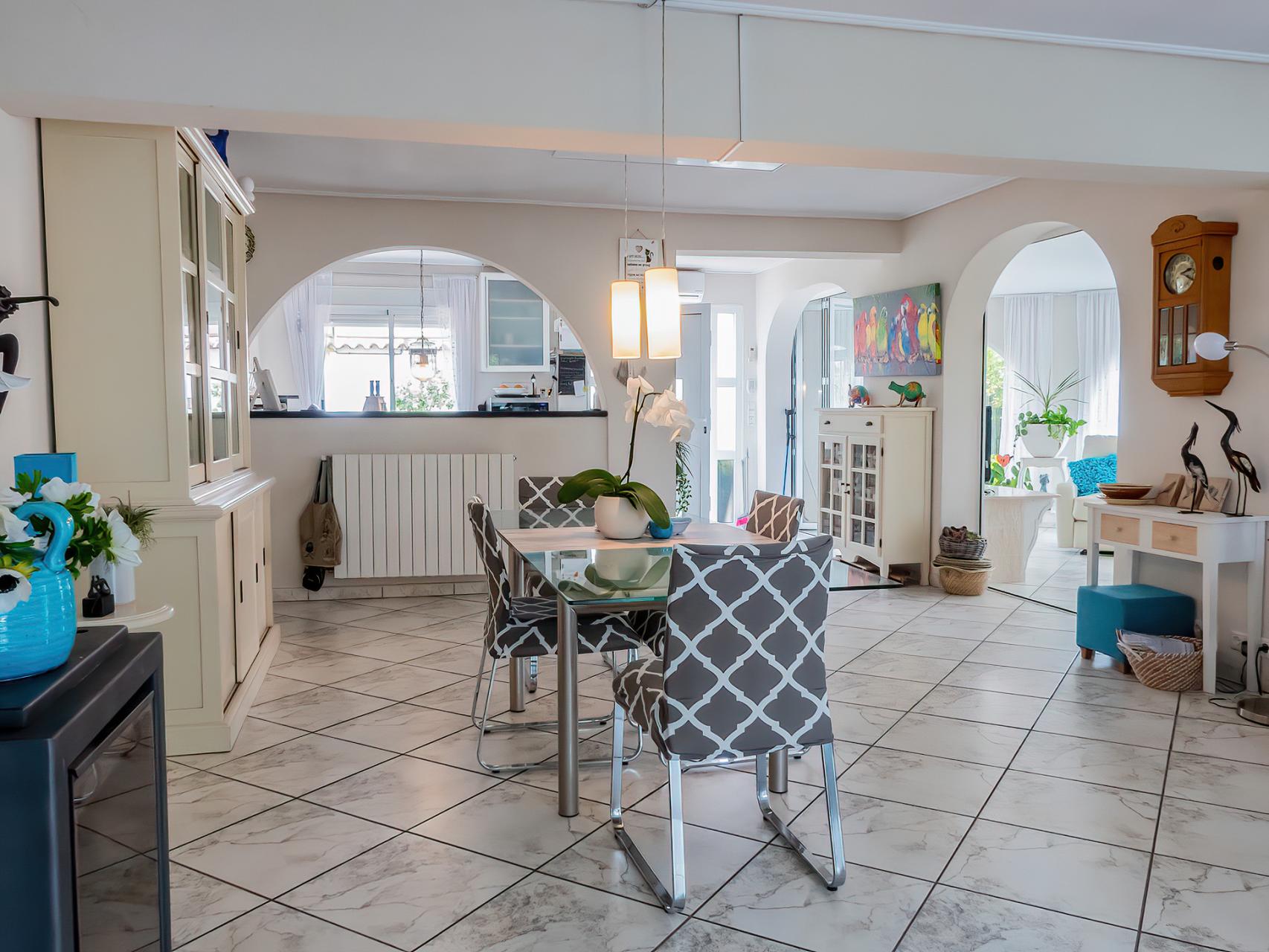 3 Bed, 3 Bath, HouseFor Sale, Torrevieja, Alicante