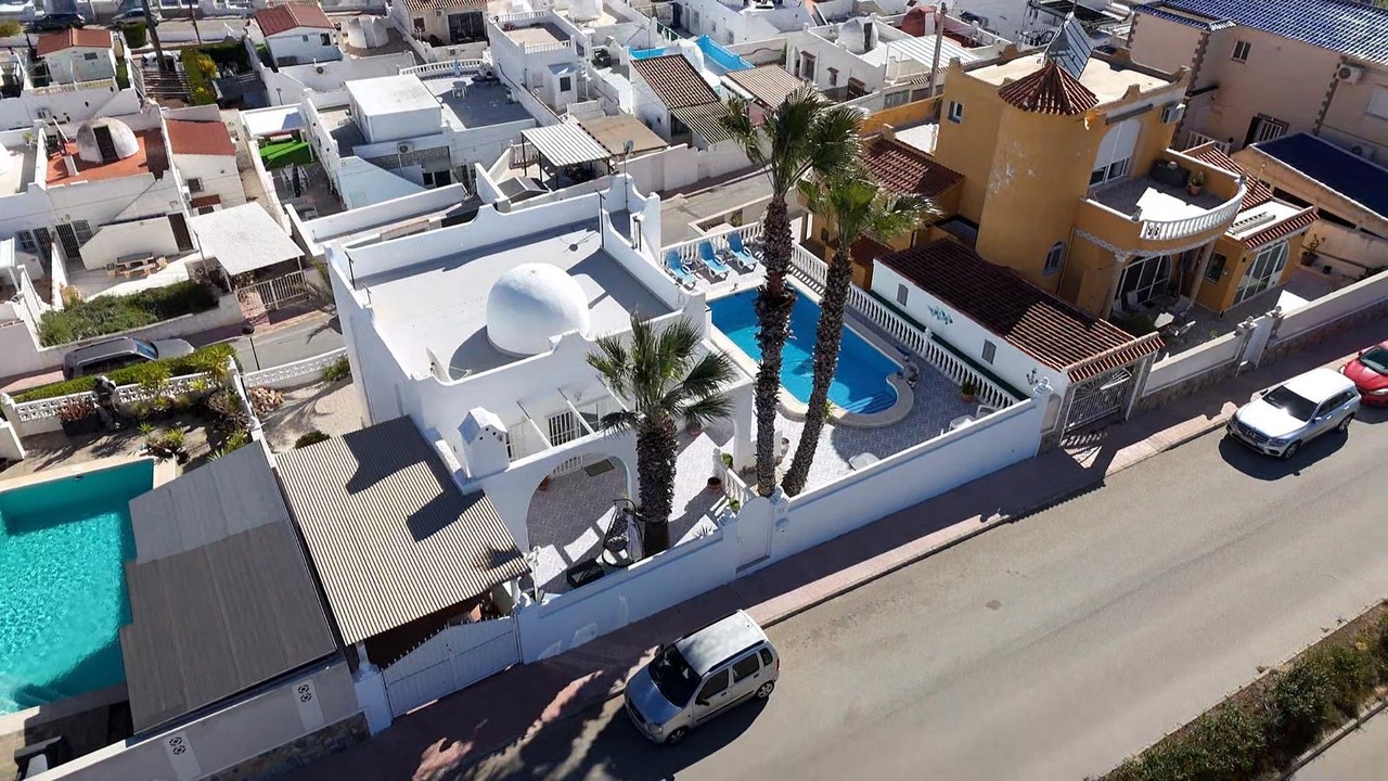 2 Bed, 2 Bath, HouseFor Sale, Villamartin, Alicante