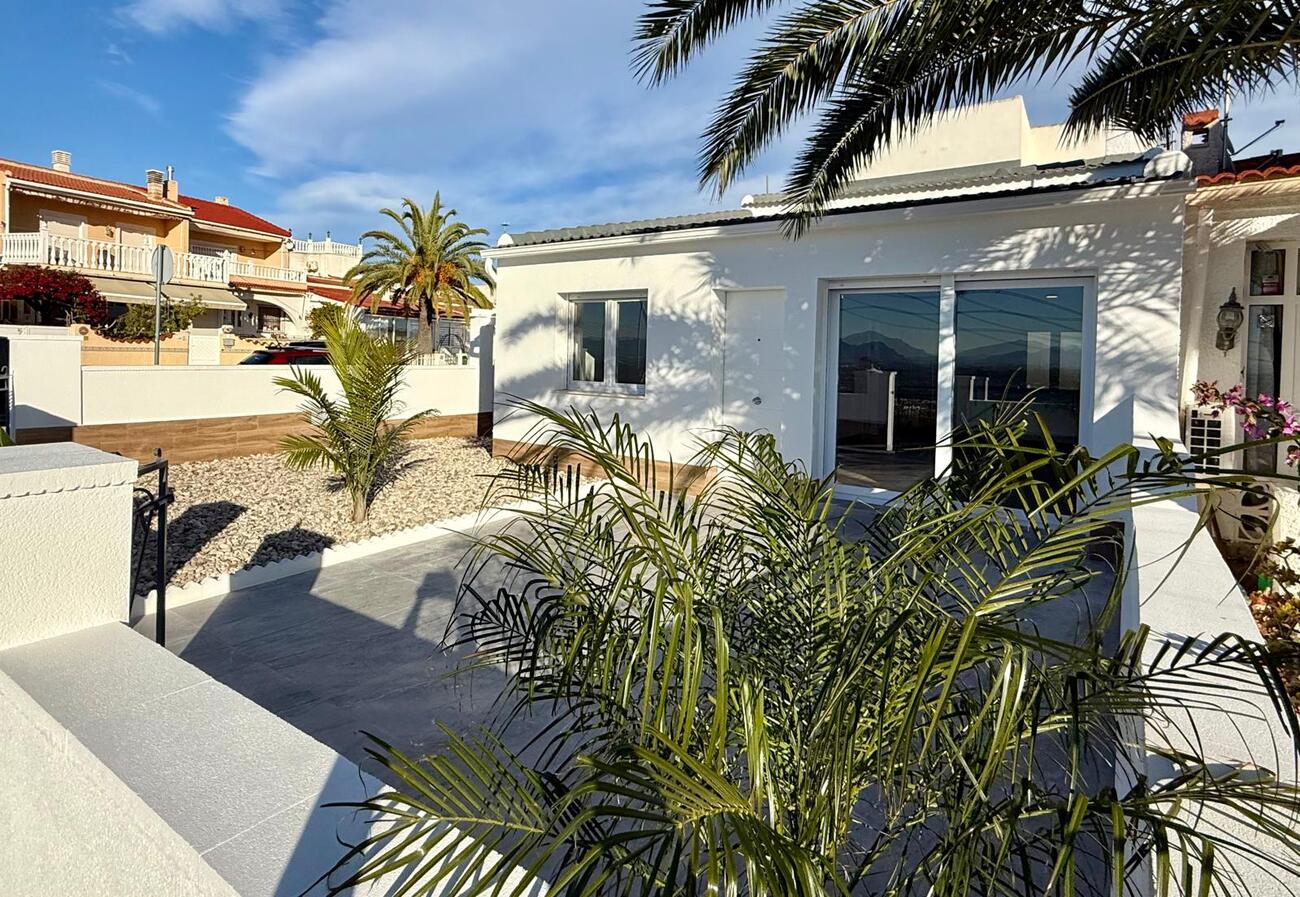 3 Bed, 1 Bath, HouseFor Sale, Rojales, CIudad Quesada, Alicante