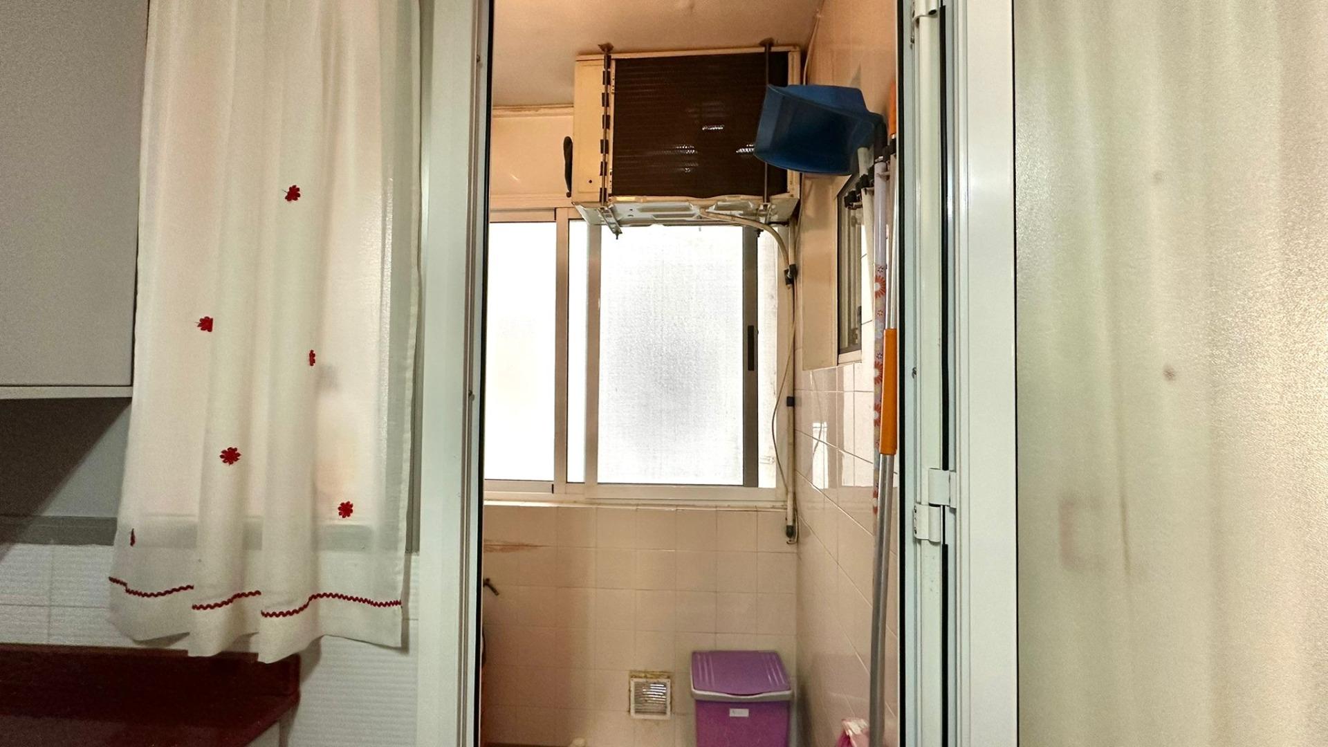 3 Bed, 1 Bath, ApartmentFor Sale, Torrevieja, Alicante