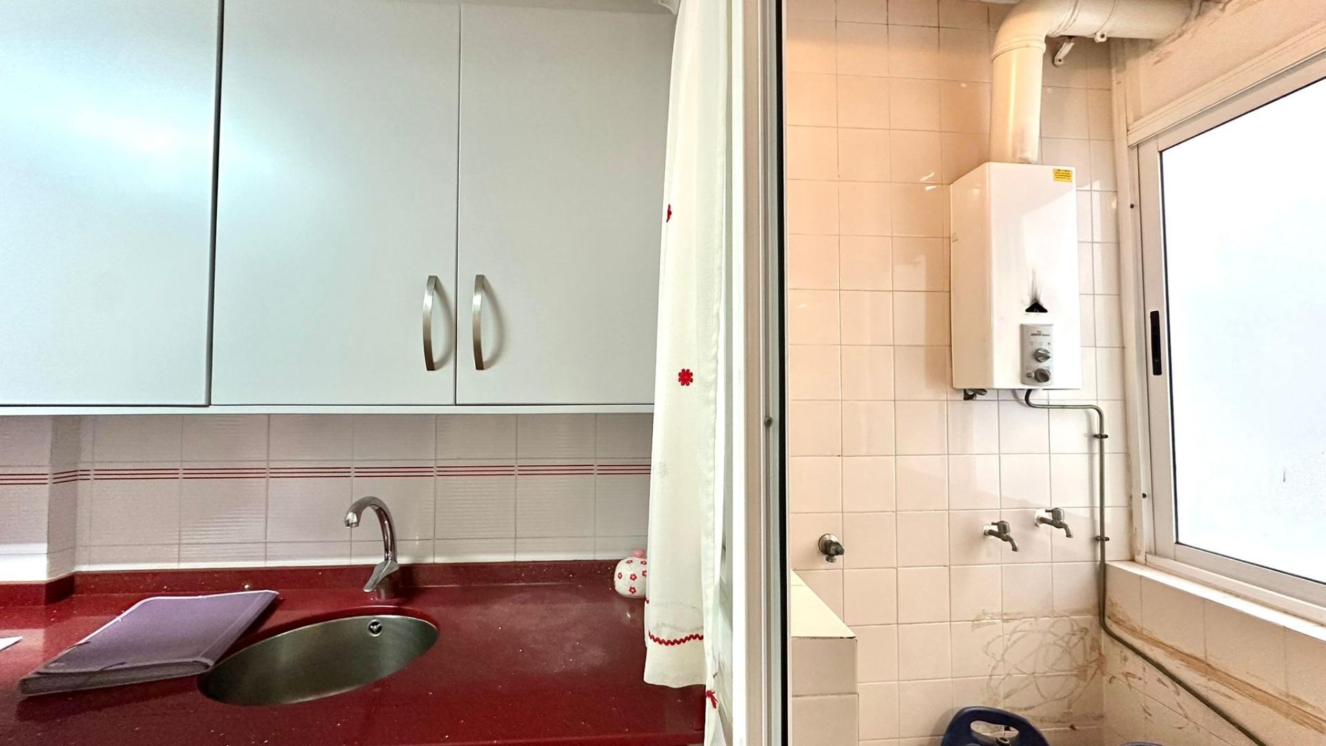 3 Bed, 1 Bath, ApartmentFor Sale, Torrevieja, Alicante