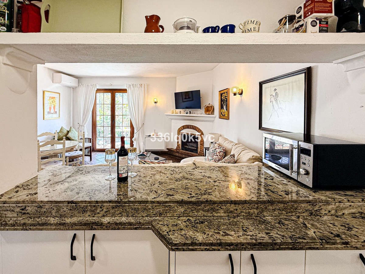 1 Bed, 1 Bath, ApartmentFor Sale, Benahavis, Malaga