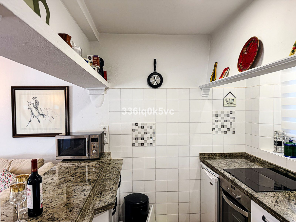 1 Bed, 1 Bath, ApartmentFor Sale, Benahavis, Malaga