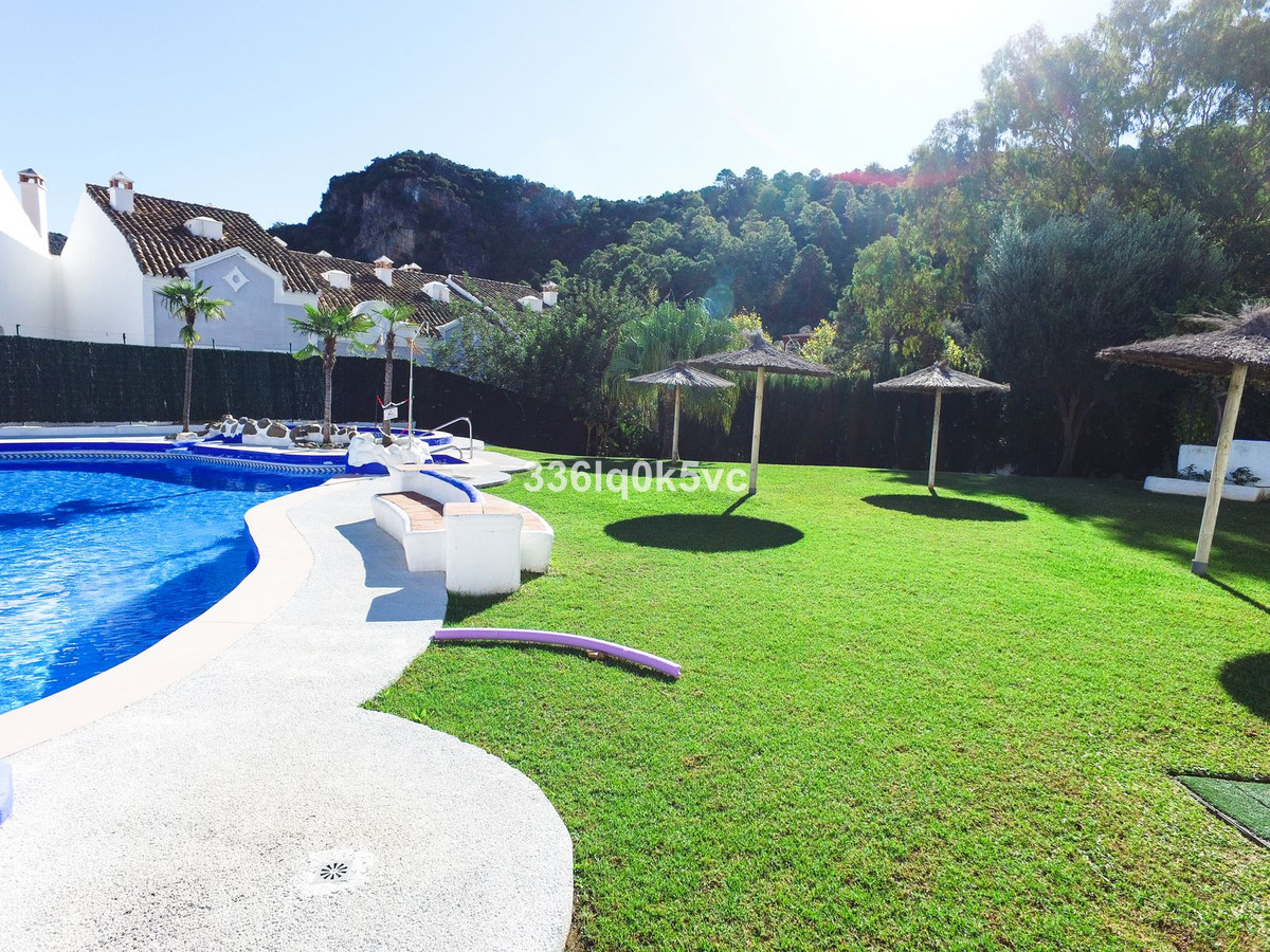 1 Bed, 1 Bath, ApartmentFor Sale, Benahavis, Malaga