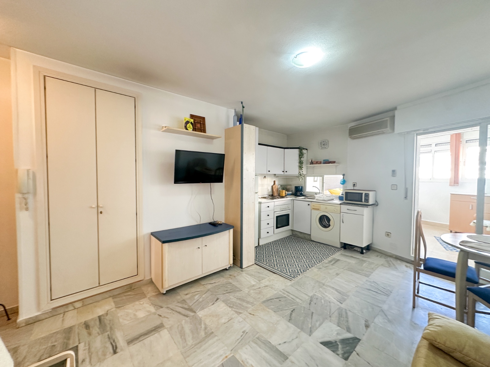 1 Bath, ApartmentFor Sale, Torrevieja, Alicante