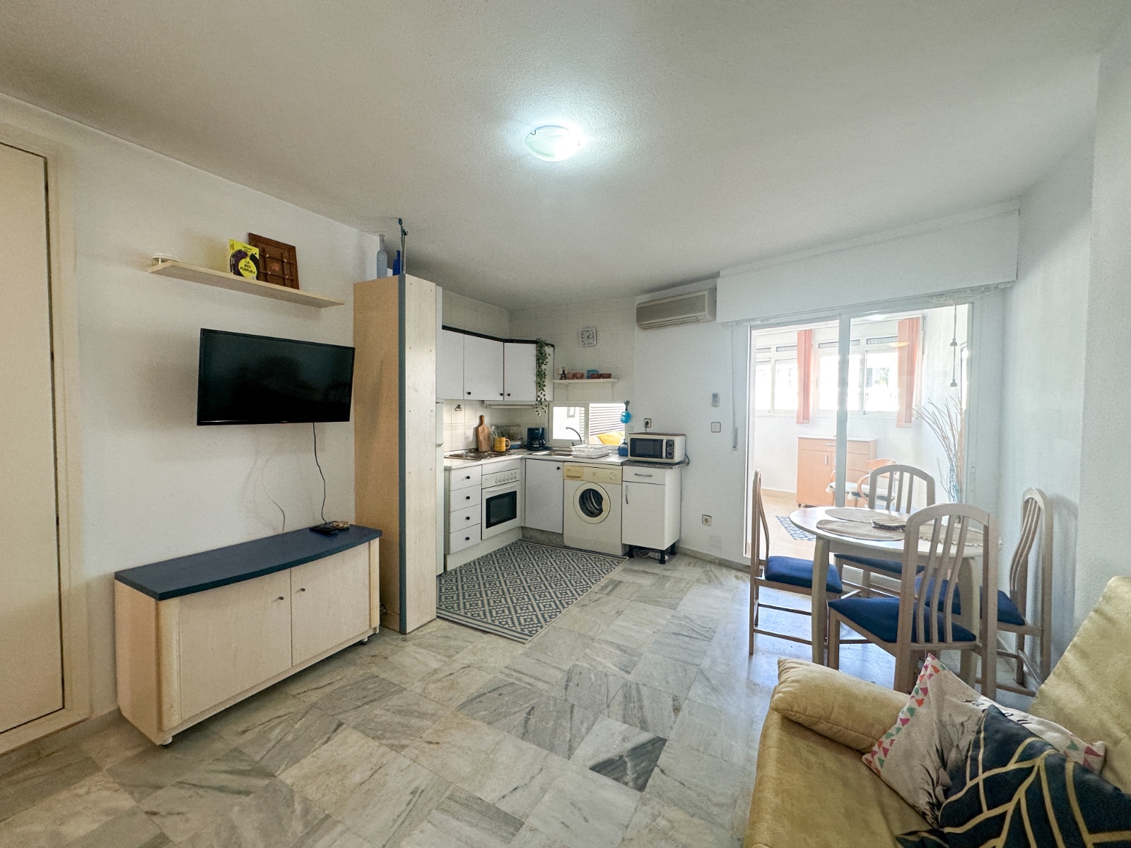 1 Bath, ApartmentFor Sale, Torrevieja, Alicante