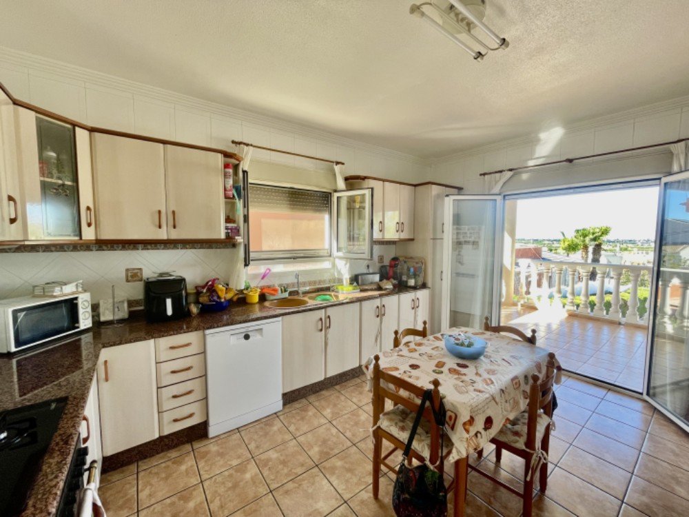 4 Bed, 3 Bath, HouseFor Sale, Ciudad Quesada, Alicante