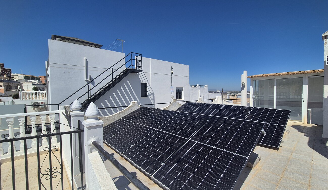 2 Bed, 1 Bath, HouseFor Sale, Villamartin, Alicante