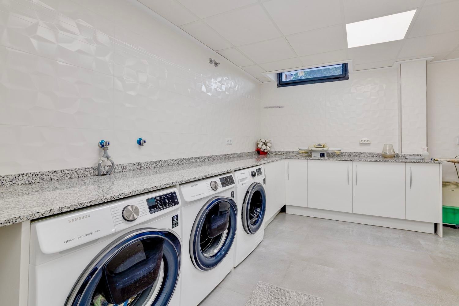 3 Bed, 4 Bath, HouseFor Sale, Torrevieja, Alicante