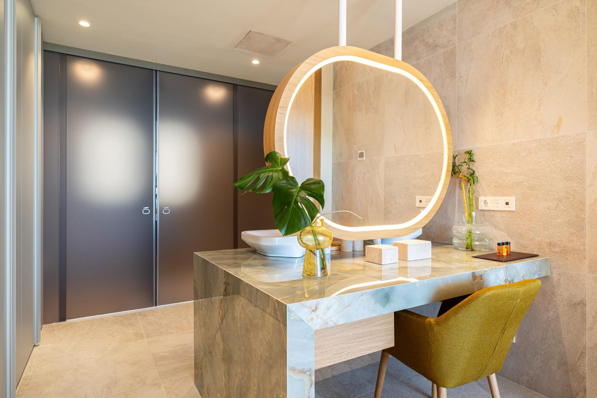 2 Bed, 2 Bath, ApartmentFor Sale, Fuengirola, Malaga