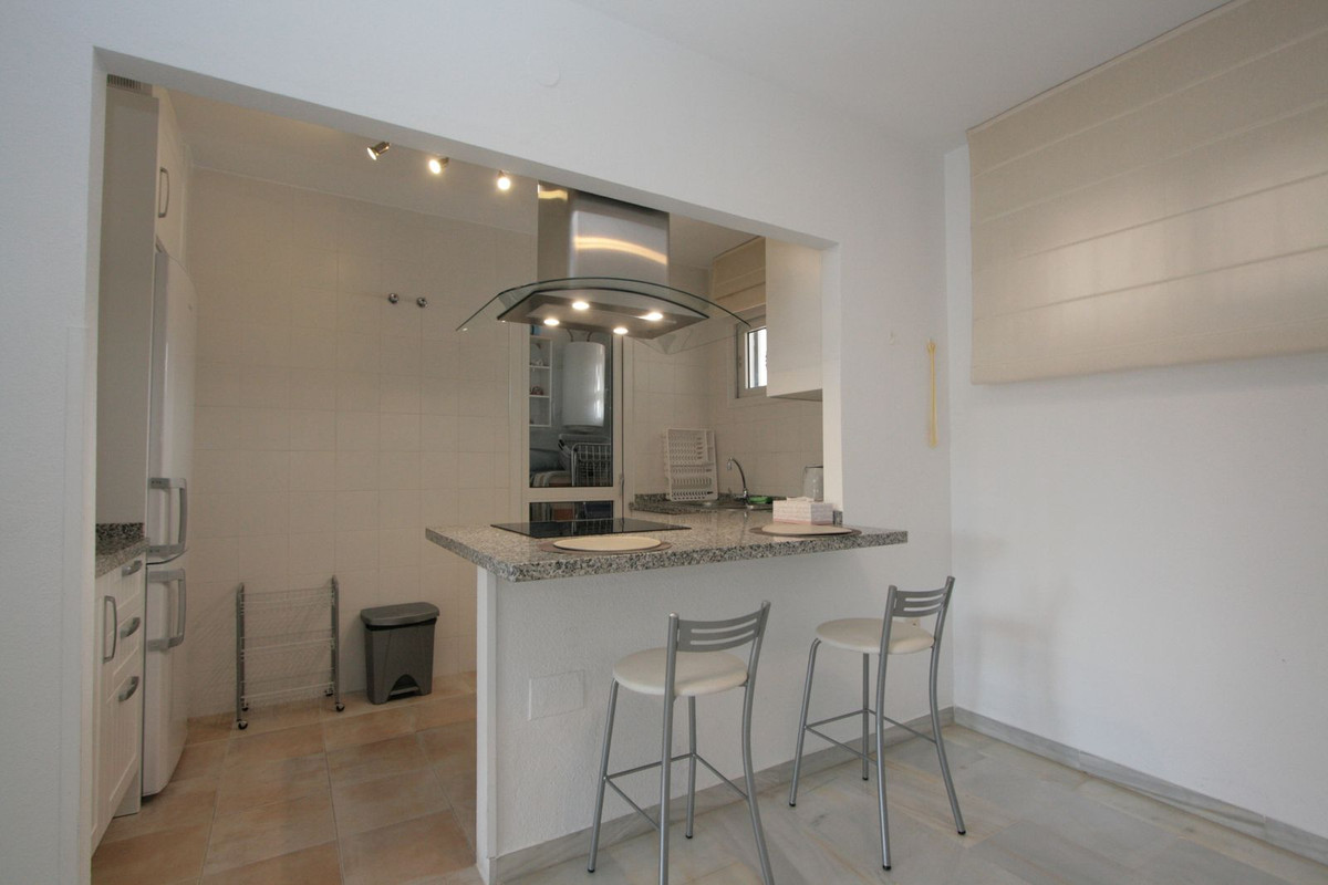1 Bed, 1 Bath, ApartmentFor Sale, Fuengirola, Malaga