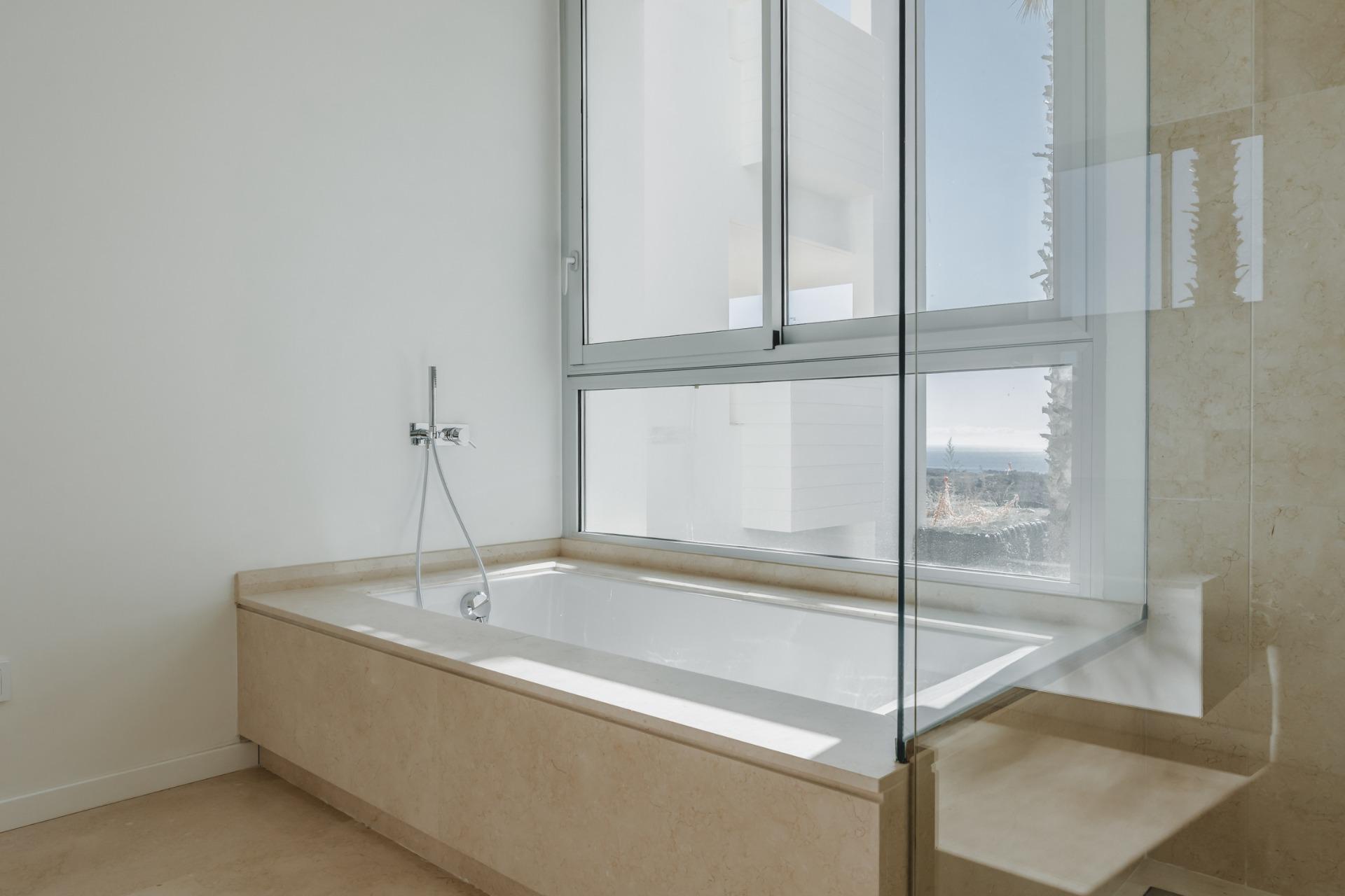 3 Bed, 3 Bath, ApartmentFor Sale, Benahavis, Malaga