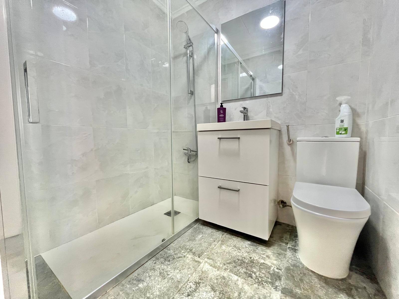 2 Bed, 1 Bath, HouseFor Sale, Torrevieja, Alicante