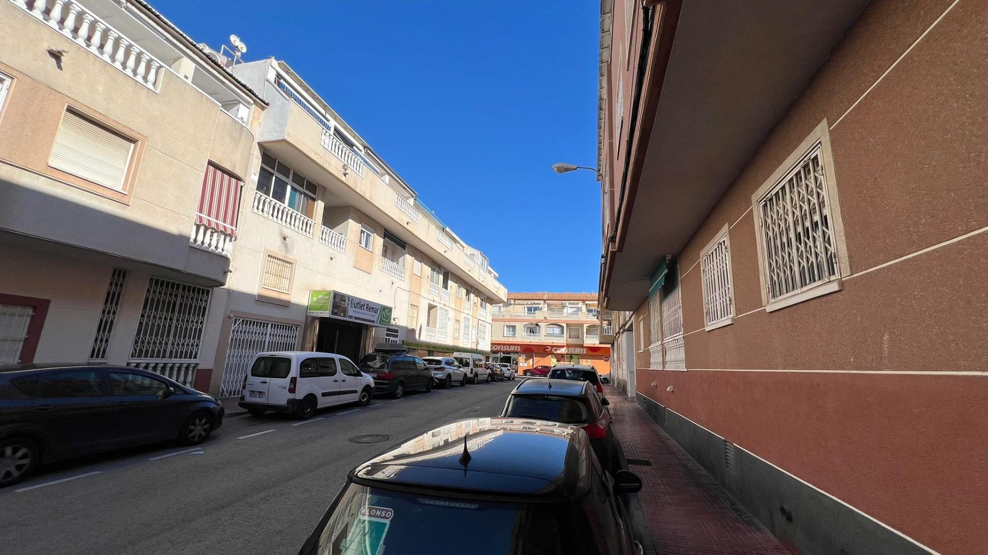 1 Bed, 1 Bath, ApartmentFor Sale, Torrevieja, Alicante