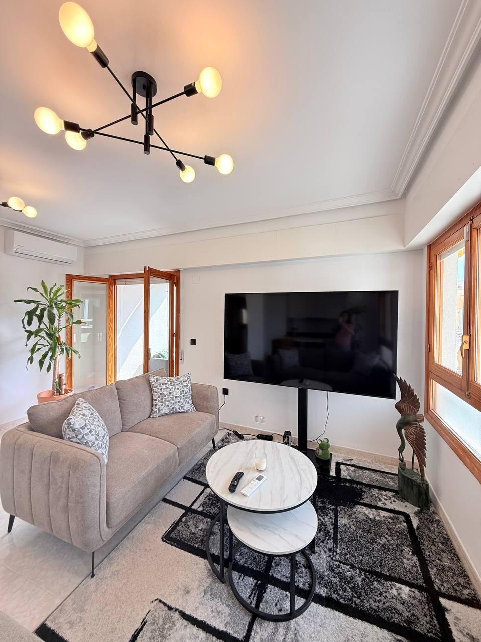 2 Bed, 1 Bath, ApartmentFor Sale, Torrevieja, Alicante